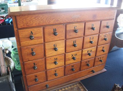 Shipshewana Auction-Antique-Jessen & Roseburg