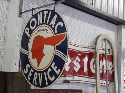 Shipshewana Auction-Antique-Signs