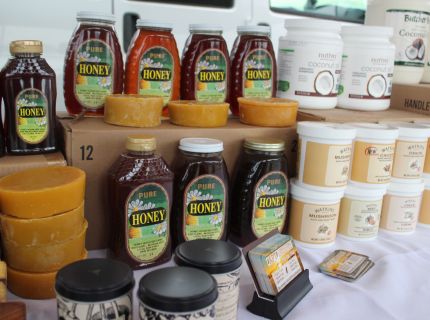 Newbury Square Swap Meet 2017 Dates Shipshewana Indiana