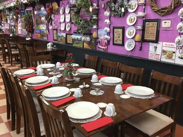 This Amish owned Tea Shop in Shipshewana will surprise your taste buds!