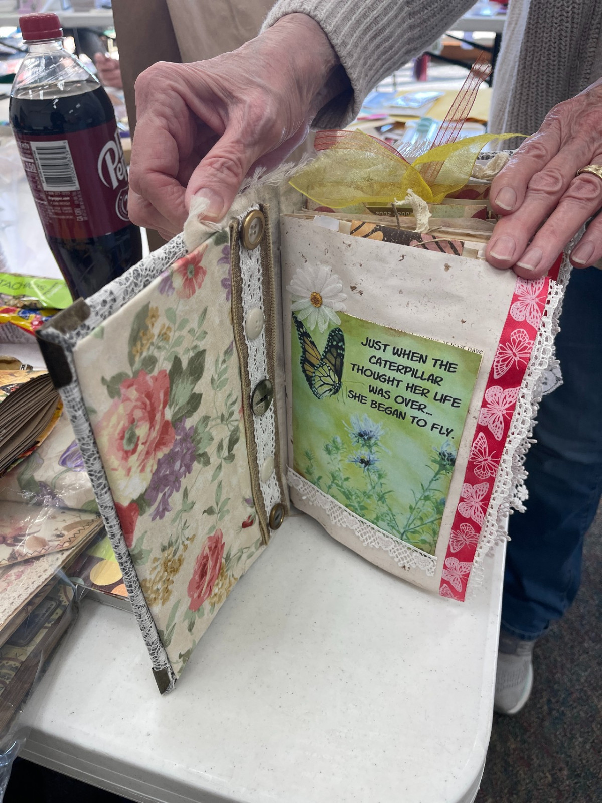 Crafting Junk Journals at the Farmstead Inn Maker’s Event